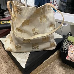 Elephant tote
